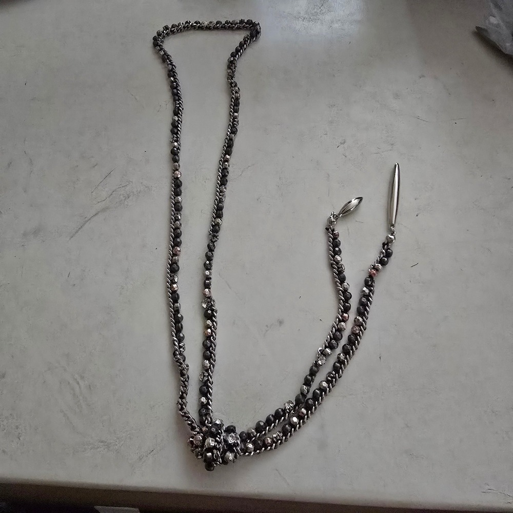 Mixed Metal Beaded Lariat Necklace Spike Pendants Hematite Tone Chain Long 36in